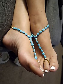 Naked feet and sandals, part 2