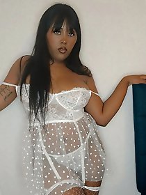 Perfect mature women with an insatiable sexual desire