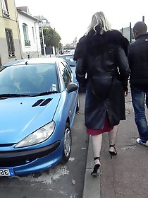 Carola is a blonde woman of a certain age who likes big penises.