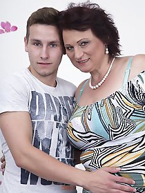 Naughty mature bbw getting it done with her toy boy