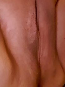 Russian mature strumpet is cheating her husband