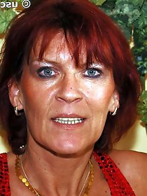 Photo shoot with german amateur redhead MILF Angela