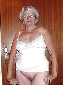 Mature prostitute gets ready for porn