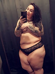 Blonde mature with a natural body that looks too hot too h