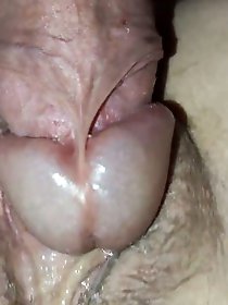 Mature whore wants to have sex with dildo