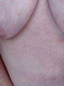 Good-looking babes are posing naked for fun