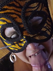 HQ experienced lady is masturbating